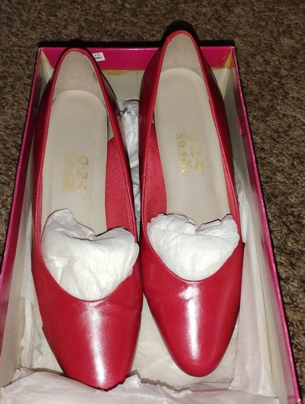 Vintage 9•2•5 So Soft Red Leather Round-Toe Pumps Heels - Size 6.5M
